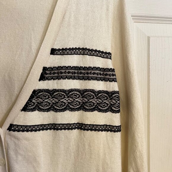Lane Bryant Womens Cream Black Striped Lace Button 3/4 Sleeve Cardigan 22/24 - Picture 3 of 6